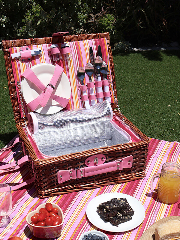Wicker Picnic Basket with Cooler Bag for 4 people - Pink Design